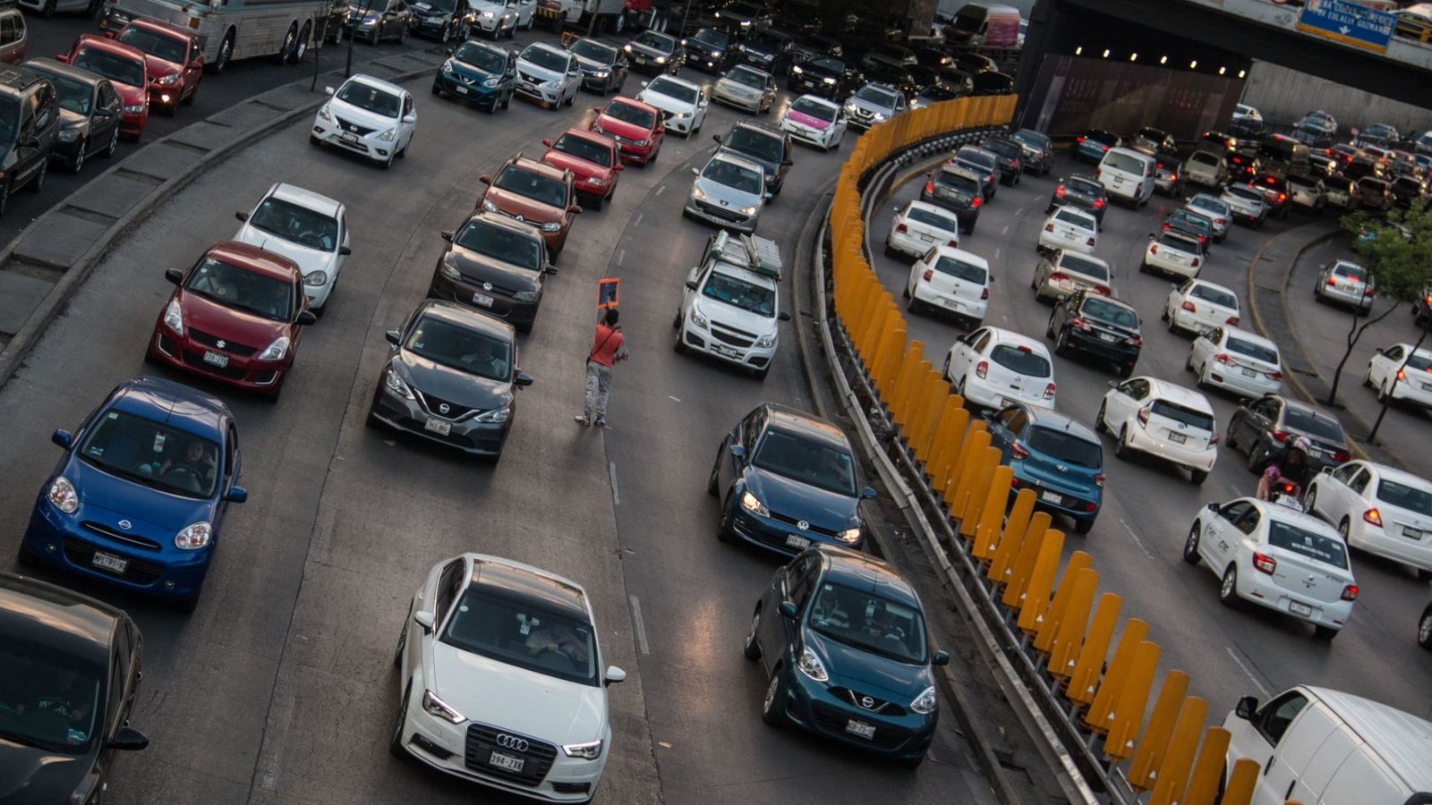 QÉ AUTOS SI Circulan Hoy 14 de Marzo 2025. Carros Engomado Exento CDMX Edomex Viernes