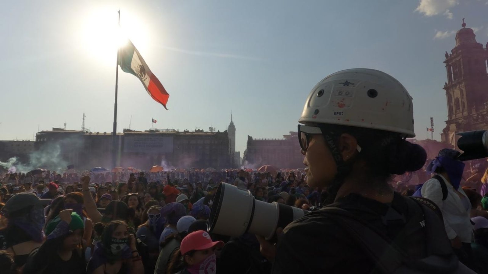 Sahenka Gutiérrez: Un Día Con Fotoperiodista en Marcha 8m. Video