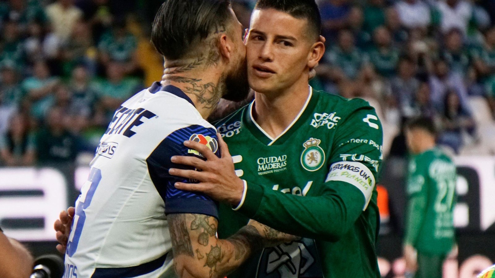 Ex Estrellas del Real Madrid Sergio Ramos y James Rodríguez Choque en Liga MX