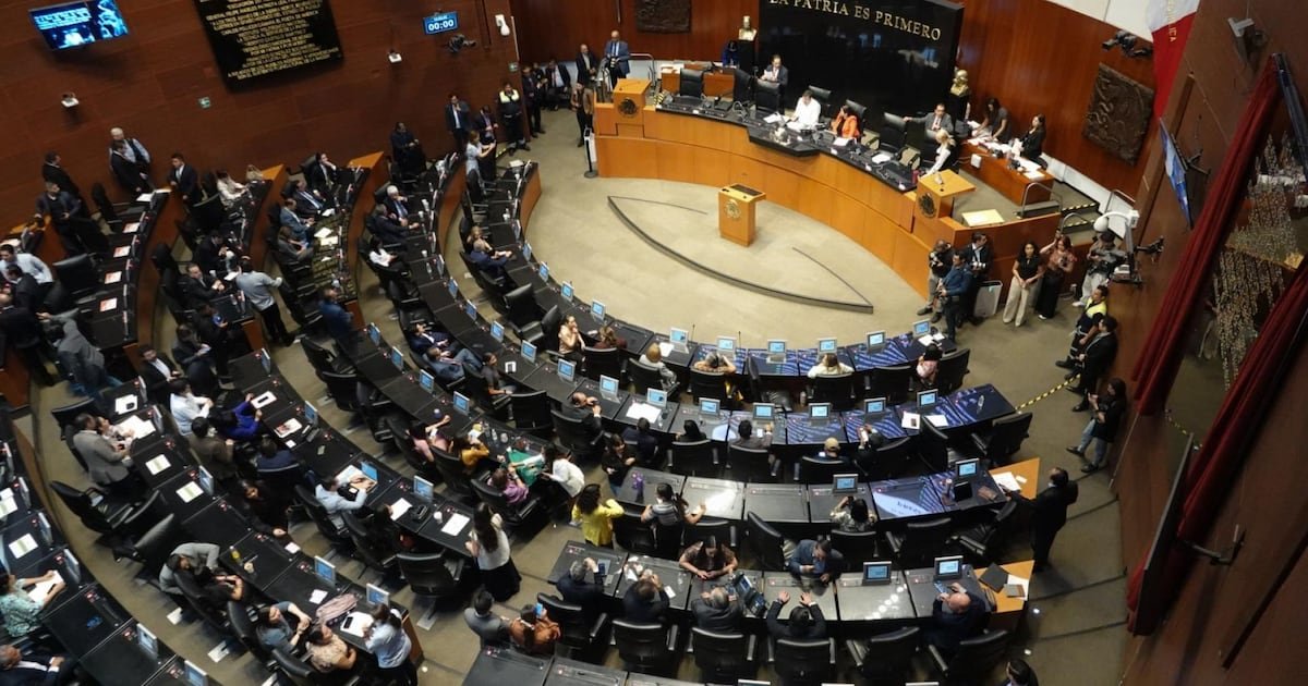 Censura en Tiempos Digitales: El retiro del dictamen de la ley de telecomunicamentos