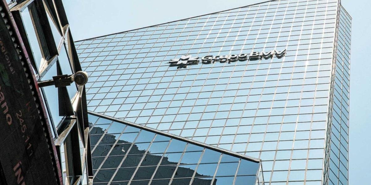 BMV Avanza Tras una Apertura indecisa; Aciones de desestacán de peñoles