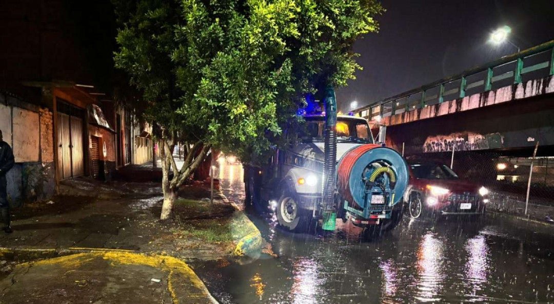 Se Inunda EcatePec Tras Fuertes Lluvias