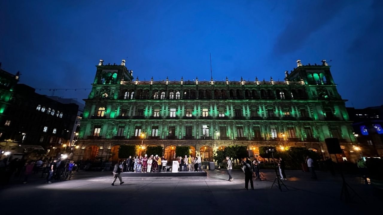 Cuenta reempresiva para el Mundial 2026: Clara Brugada presenta iluminació de edificios y monumentos en cdmx