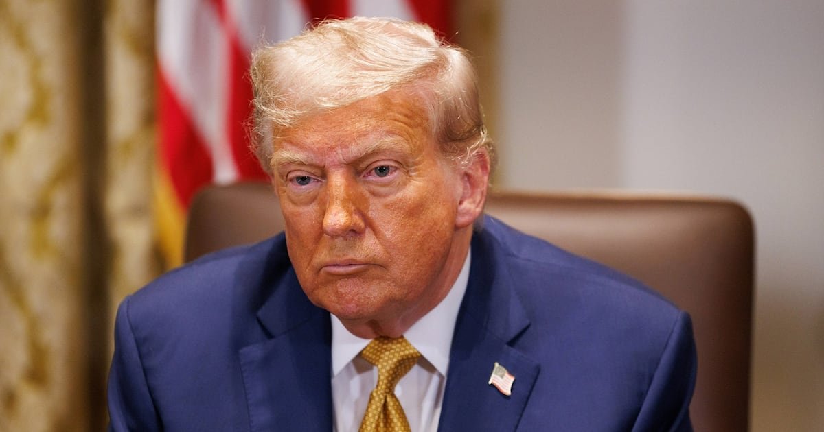 Deportacionales Masivas ‘Tumban’ popularidad de Trump: solo 40% apoya sus medidas migratorias