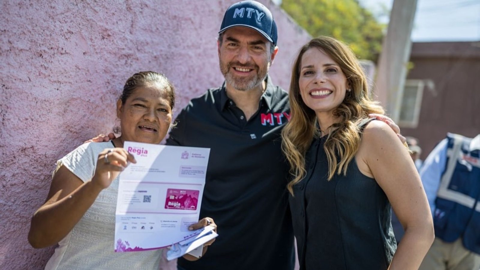 Tarjeta Regia Plus 2025: ¿Quién Puede Obtener apoyo de 2 mil pesos en monterrey? Requisitos