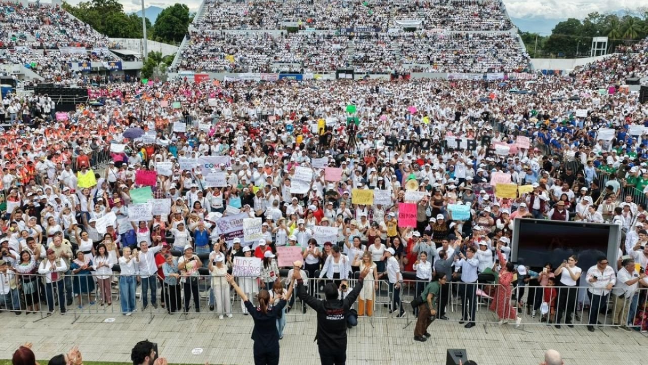 40 mil personajes reciben a Claudia Sheinbaum en Chiapas: “México es Fuerte es Porque No Hay División Entre Gobierno y Pueblo”