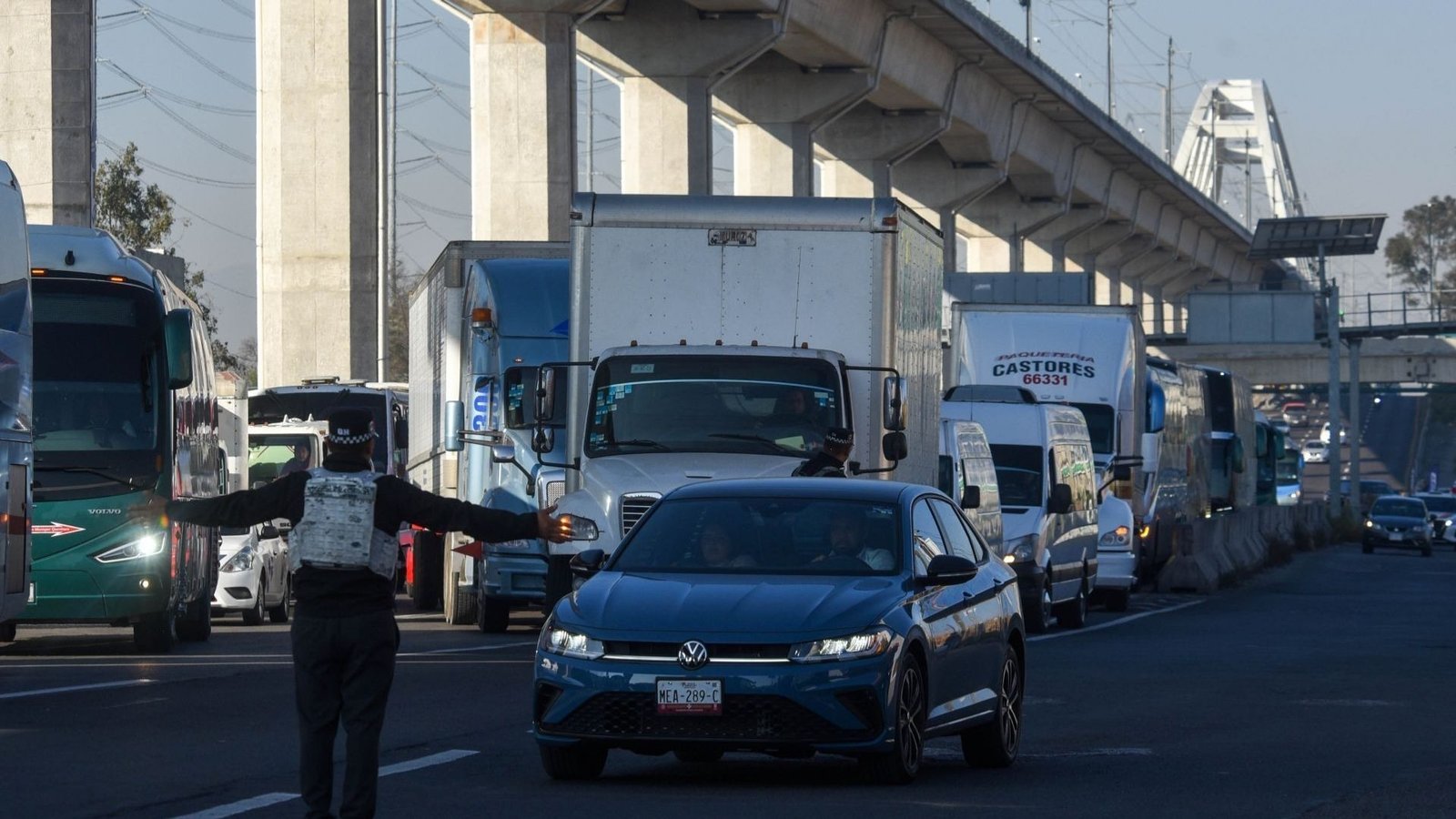 Siguen los Bloqueos en las Carreteras Hoy: Autopistas Afectadas por Transportistas en México