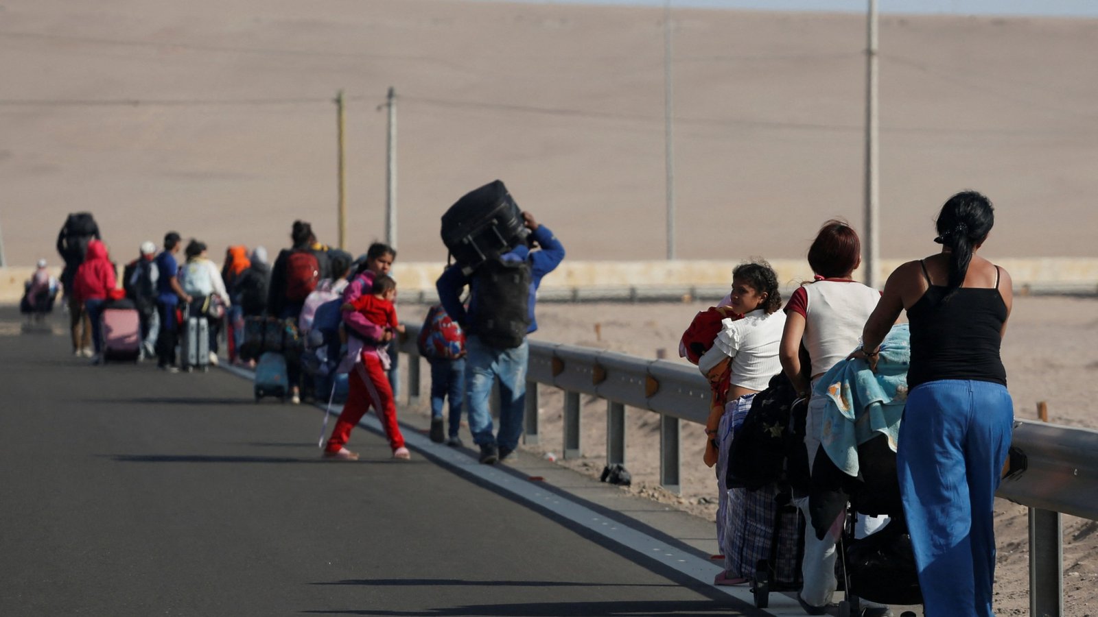 Estados Unidos Pausa Trámites Migratorios de Ciudadanos de 19 Países