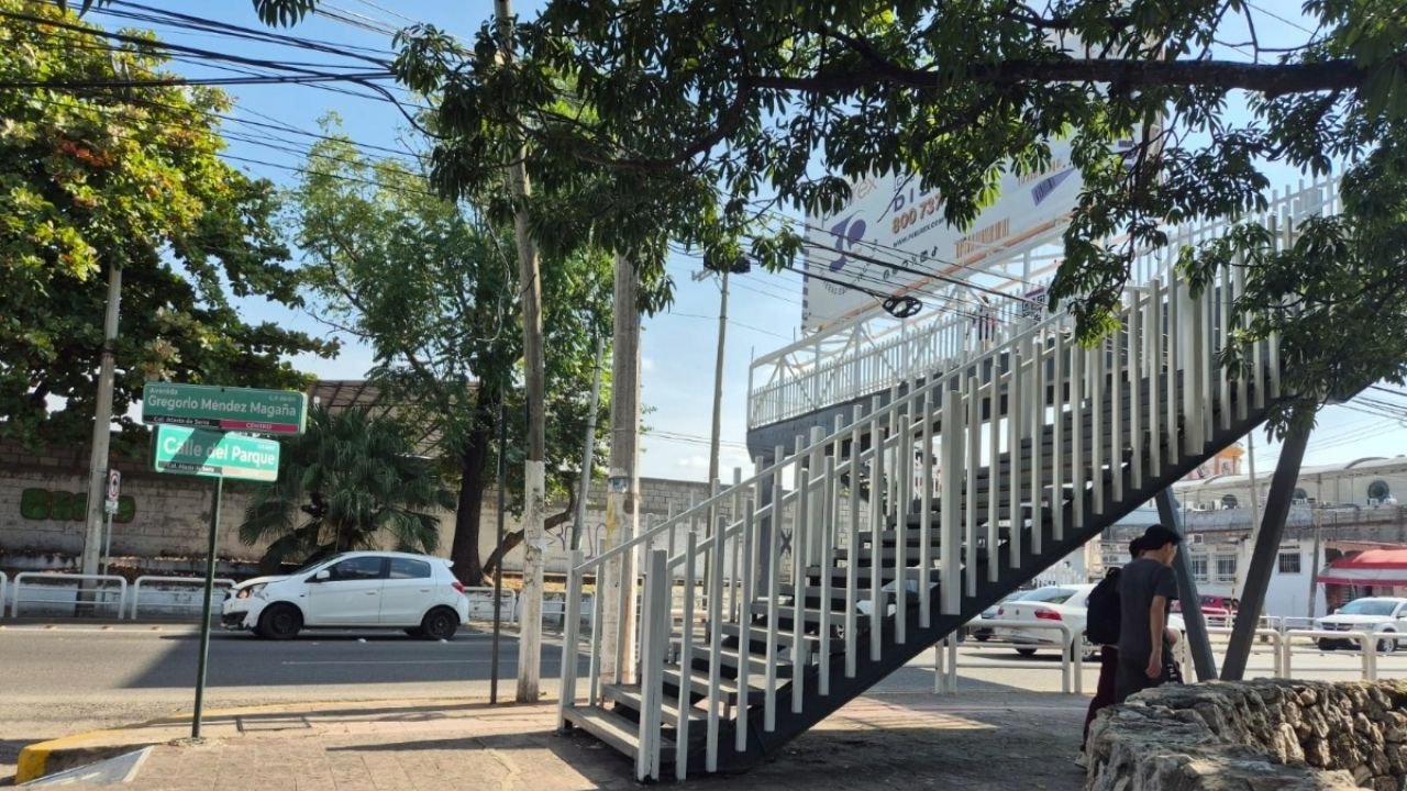 Se lanza joven desde puente en Villahermosa