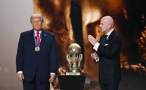 Acusan a Infantino de violar la ética de la FIFA para favorecer a Donald Trump