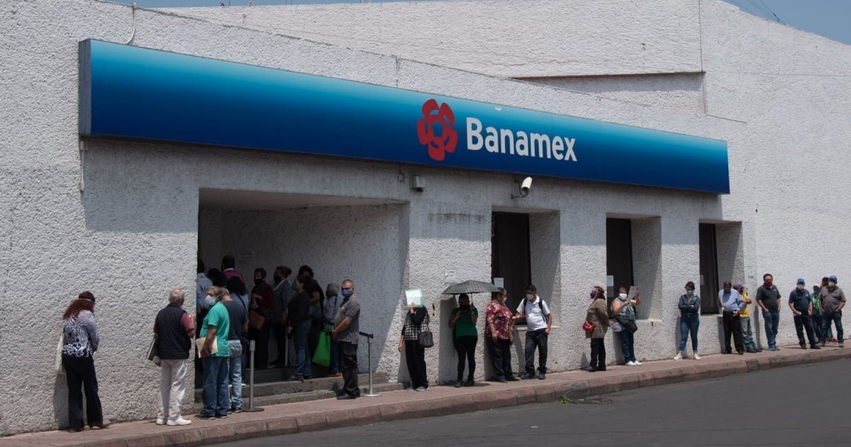 Para que retira tu quincena a tiempo: ¿Los bancos abren el jueves 1 de enero en México?