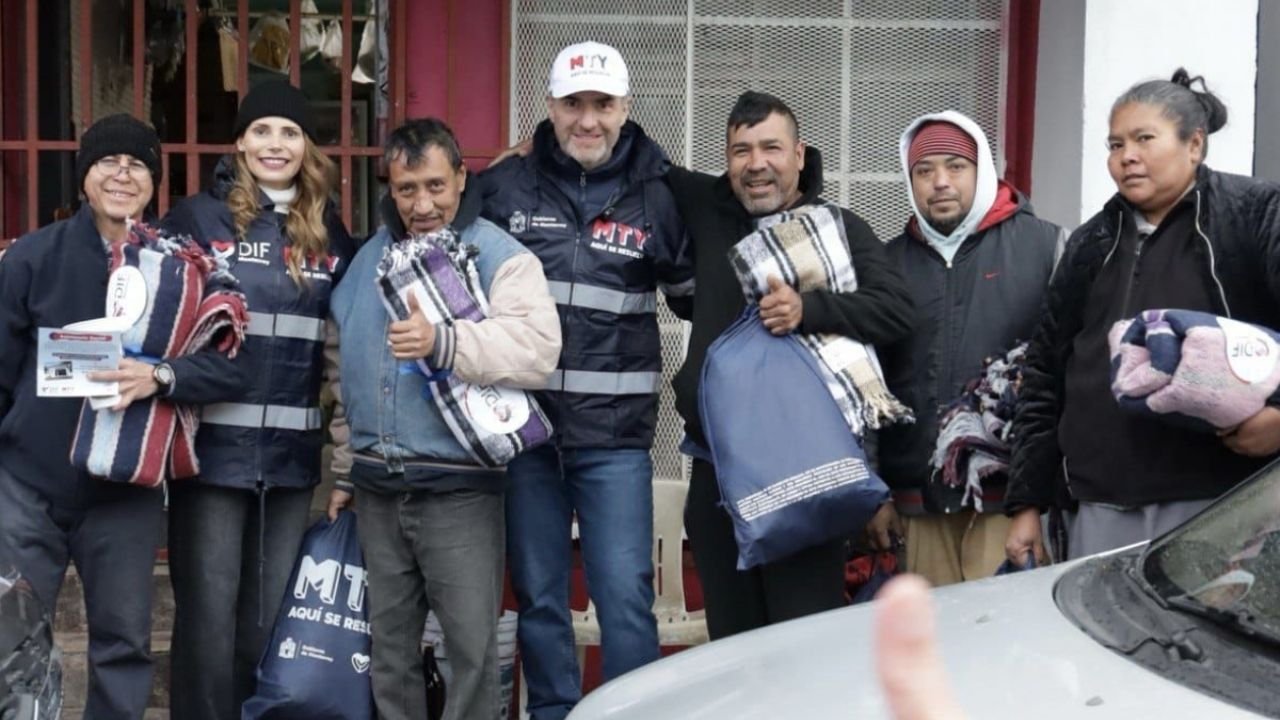 Continúa DIF Monterrey entregando apoyos invernales con el programa Mty. pecado frio