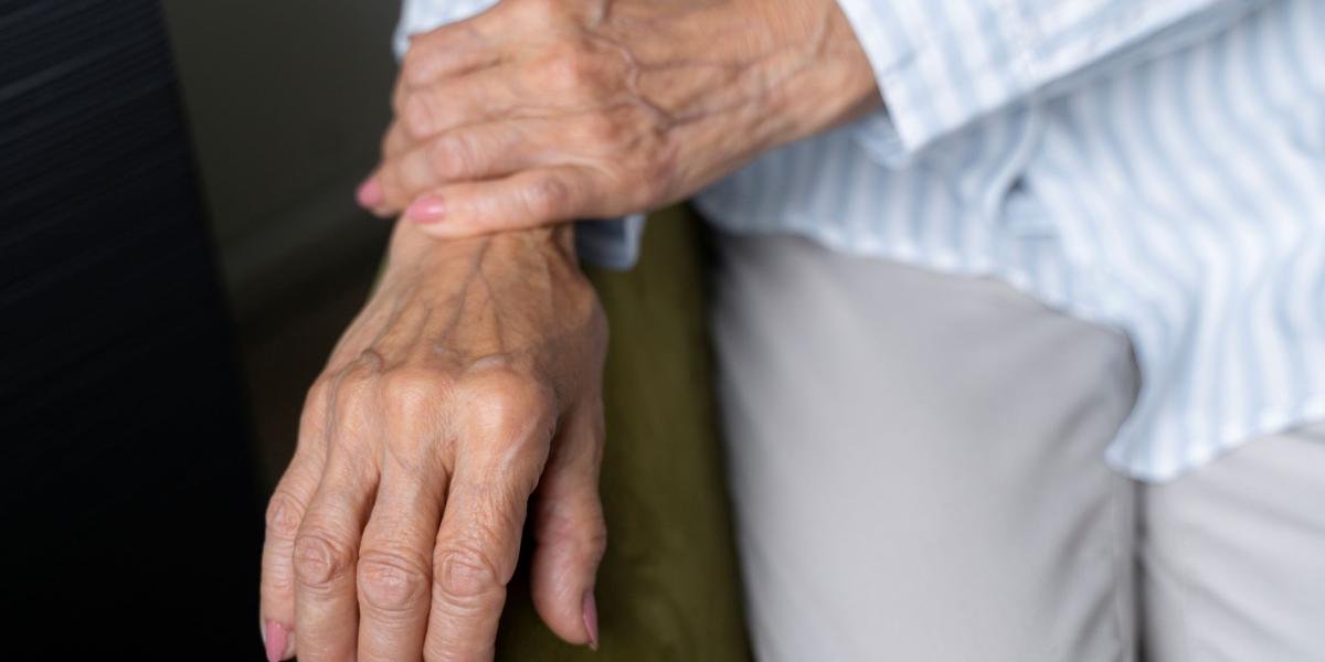 Parkinson y temblor esencial: cómo identificar las diferencias entre cada uno
