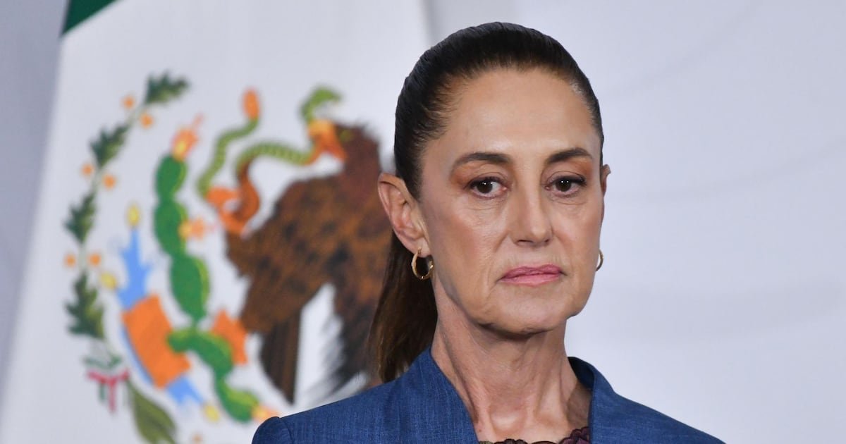 Échale más leña